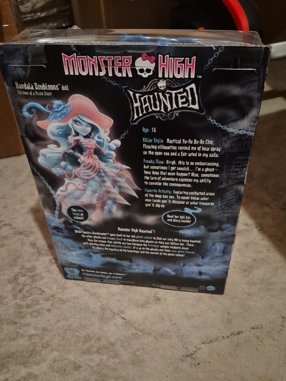 monster high Vandala Doubloons Doll - Teal, Pink & Purple ( Unopened CIB) - Picture 4 of 6